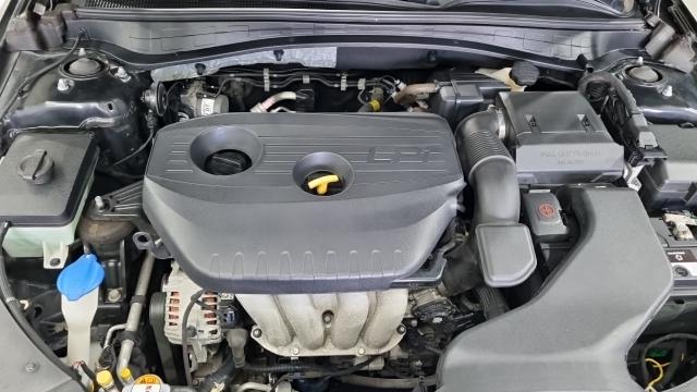 Kia K5 2017 — photo 6