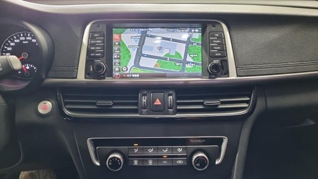 Kia K5 2017 — photo 13