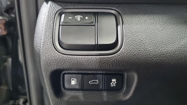 Kia K5 2017 — photo 16