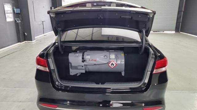 Kia K5 2017 — photo 18
