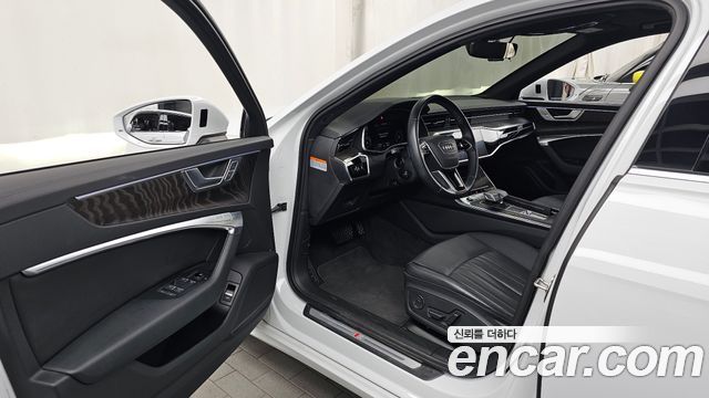 Audi A6 2021 — photo 10