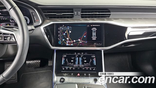Audi A6 2021 — photo 14