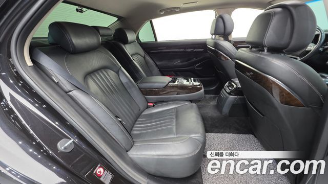 Genesis G90 2019 — photo 18