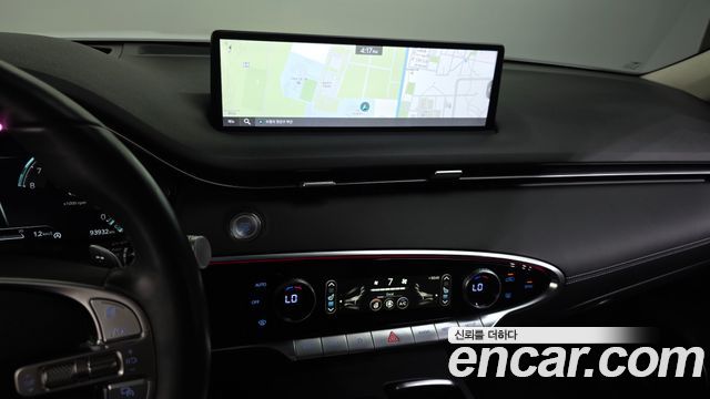 Genesis GV70 2022 — photo 19