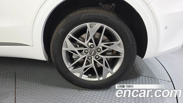 Genesis GV70 2022 — photo 7