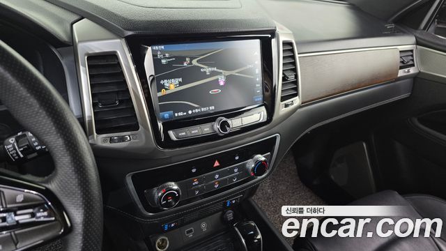 KG Mobility Rexton 2018 — photo 18