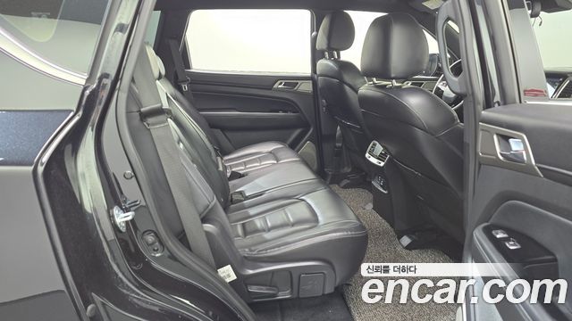 KG Mobility Rexton 2018 — photo 25