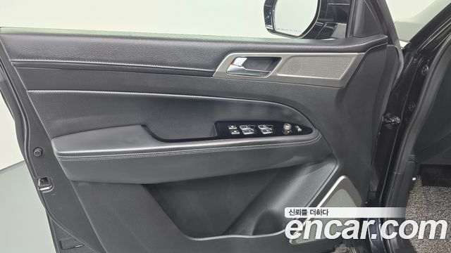 KG Mobility Rexton 2018 — photo 14