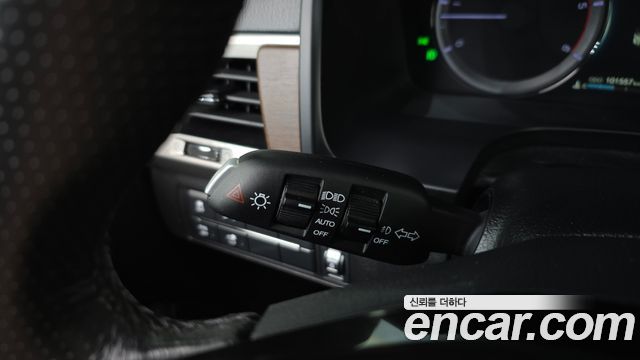 KG Mobility Rexton 2018 — photo 30