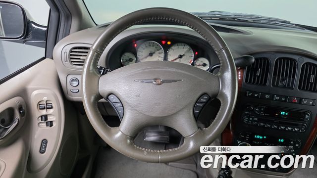 Chrysler Grand Voyager 2004 — photo 14
