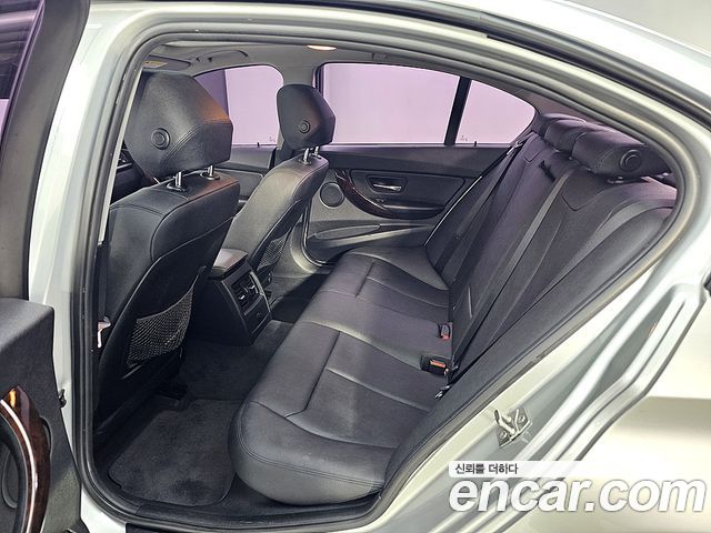 BMW 3-Series 2013 — photo 8