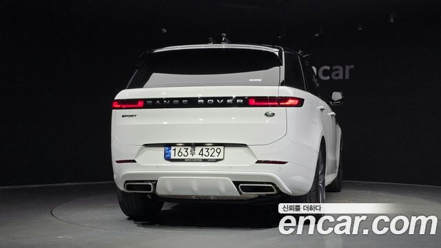 Land Rover Range Rover Sport 2023 — photo 4
