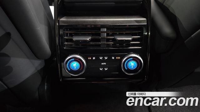 Land Rover Range Rover Sport 2023 — photo 19