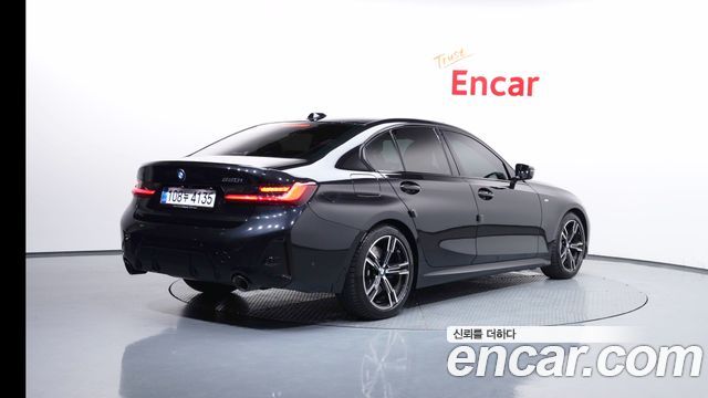 BMW 3-Series 2025 — photo 2