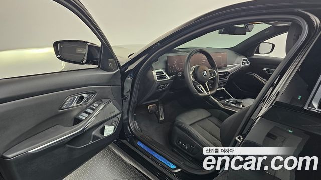 BMW 3-Series 2025 — photo 13