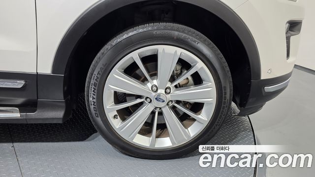 Ford Explorer 2018 — photo 7