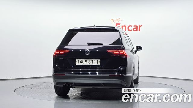 Volkswagen Tiguan 2020 — photo 4
