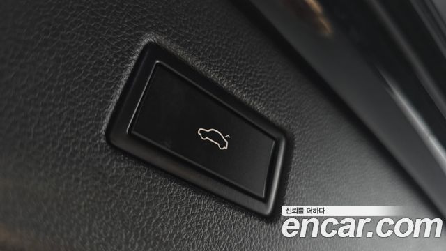 Volkswagen Tiguan 2020 — photo 26