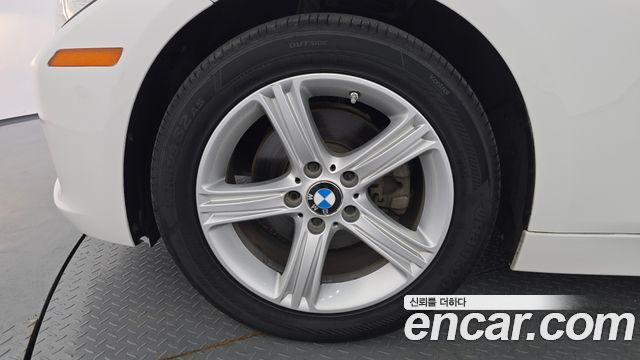 BMW 3-Series 2015 — photo 5