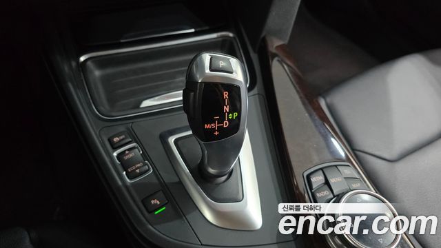 BMW 3-Series 2015 — photo 9