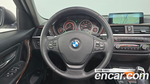 BMW 3-Series 2015 — photo 14