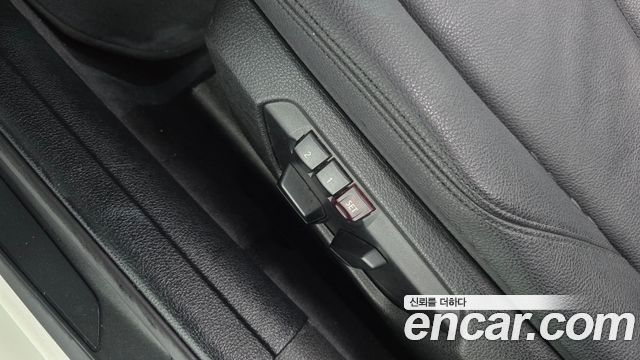 BMW 3-Series 2015 — photo 16