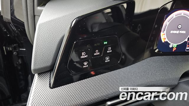 Volkswagen Golf 2026 — photo 24