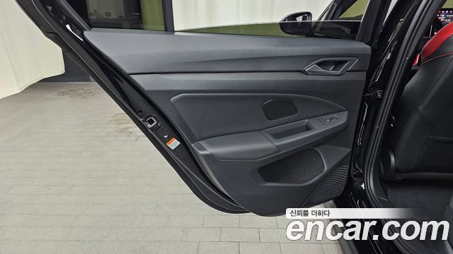 Volkswagen Golf 2026 — photo 15