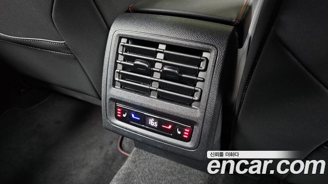 Volkswagen Golf 2026 — photo 31