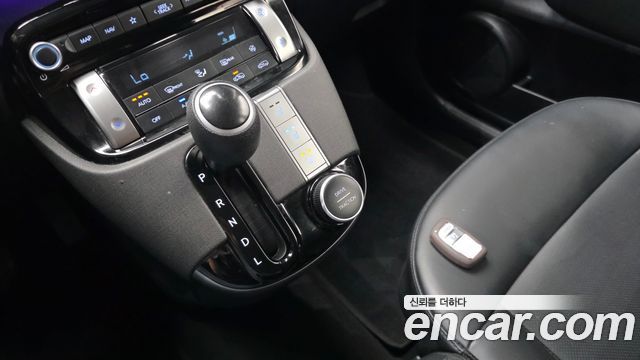 Hyundai Casper 2023 — photo 12