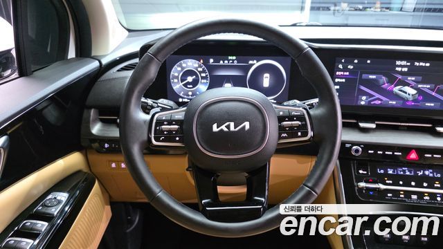 Kia Canival 2023 — photo 18