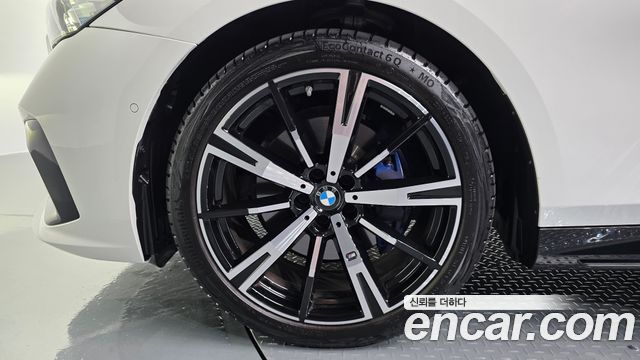 BMW 5-Series 2025 — photo 5