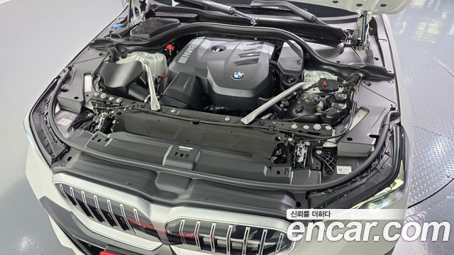 BMW 5-Series 2025 — photo 6