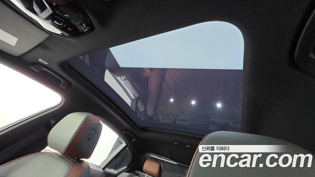 BMW 5-Series 2025 — photo 33