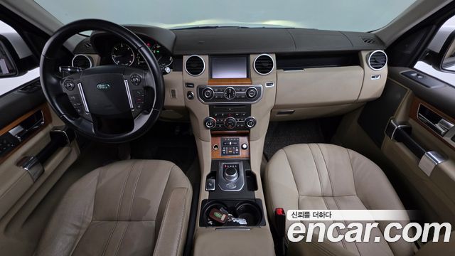 Land Rover Discovery 2013 — photo 7