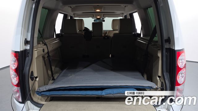 Land Rover Discovery 2013 — photo 20