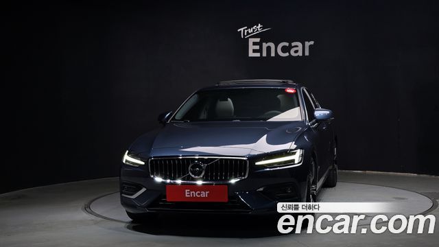Volvo S60 2021 — photo 3