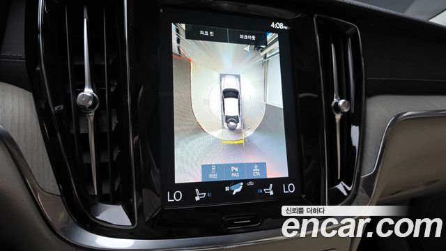 Volvo S60 2021 — photo 21