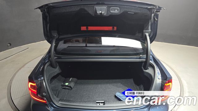 Volvo S60 2021 — photo 31