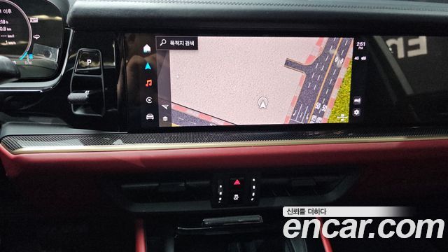 Porsche Cayenne 2024 — photo 23