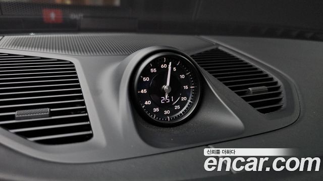 Porsche Cayenne 2024 — photo 33