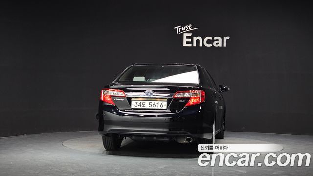 Toyota Camry 2012 — photo 4