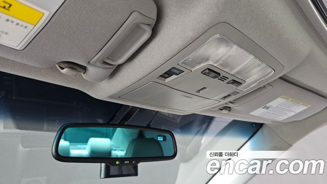 Toyota Camry 2012 — photo 18