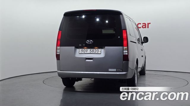 Hyundai Staria 2022 — photo 4