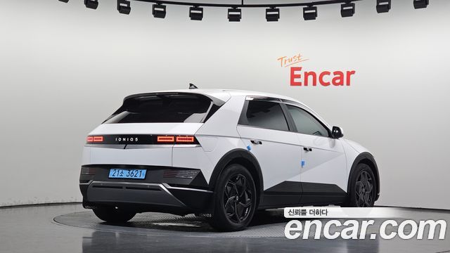 Hyundai Ioniq5 2022 — photo 2
