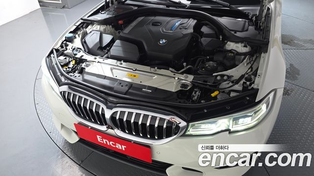 BMW 3-Series 2021 — photo 6