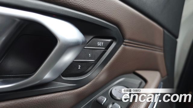 BMW 3-Series 2021 — photo 25