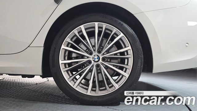 BMW 3-Series 2021 — photo 7