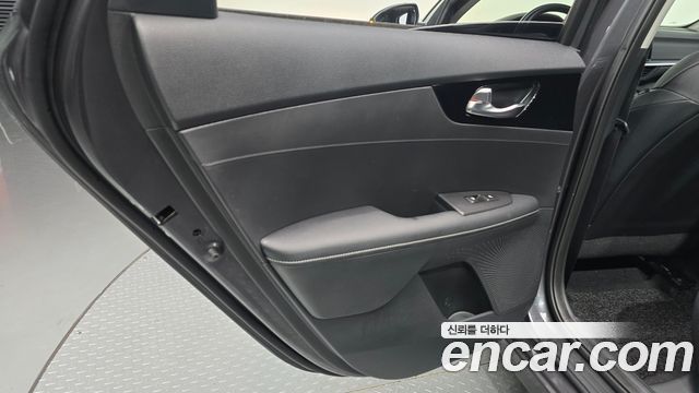 Kia K3 2024 — photo 15