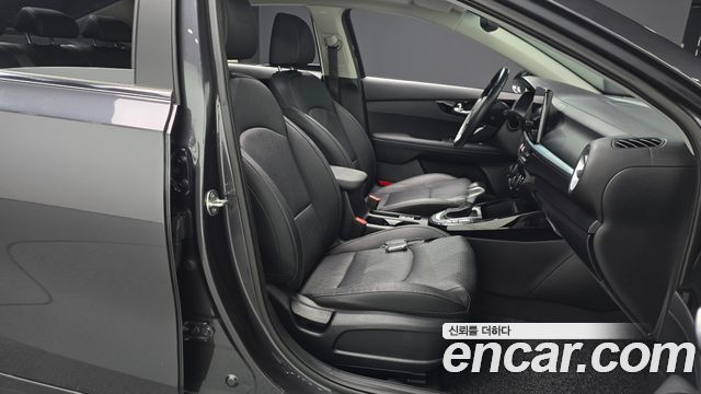 Kia K3 2024 — photo 16